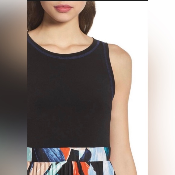 Vince Camuto Solid & Pleated Floral Chiffon Sleeveless Tank Style Maxi ZB2 - Picture 3 of 8